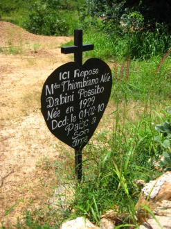 03 Si Possible Une Plaque Mentionne Le Nom De La Personne